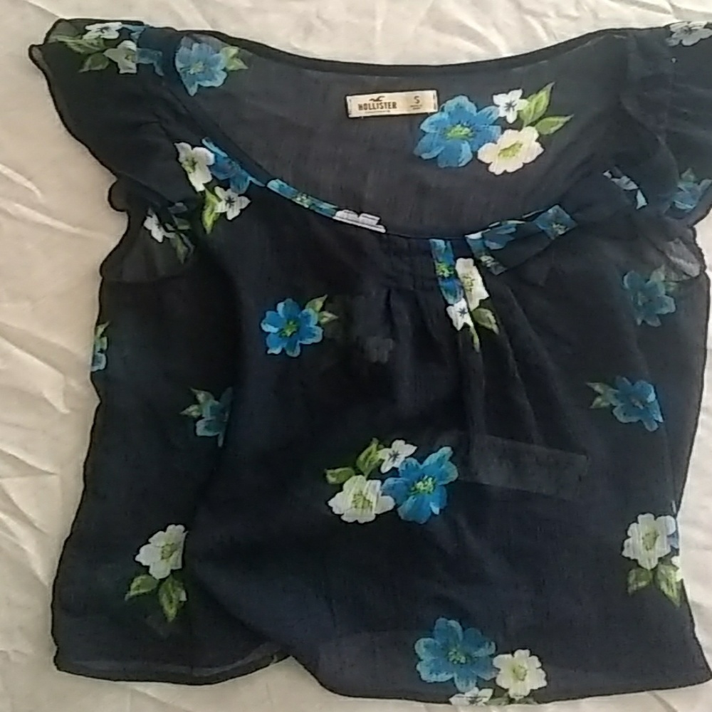 Beautiful flower Hollister dress shirt